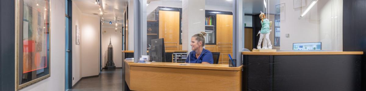 Zahnarztpraxis Dr. Braunsteiner cover